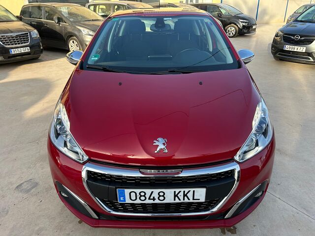 PEUGEOT 208 ALLURE 1.2 PURETECH AUTO SPANISH LHD IN SPAIN 65000 MILES SUPER 2018